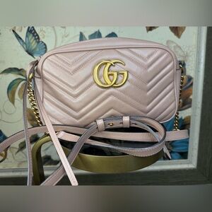 Gucci GG Marmont small camera bag